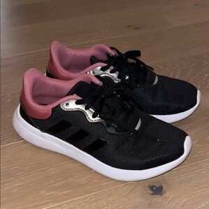 Women’s ADIDAS Sneakers